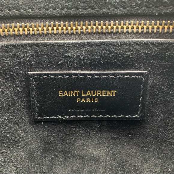 ‼️SOLD‼️ YSL Le 5 À 7 Hobo bag - Picture 10 of 12